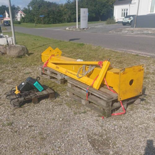 Brugt 500 kg søjle svingkran