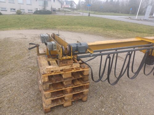 ABB 1500 kg traverskran