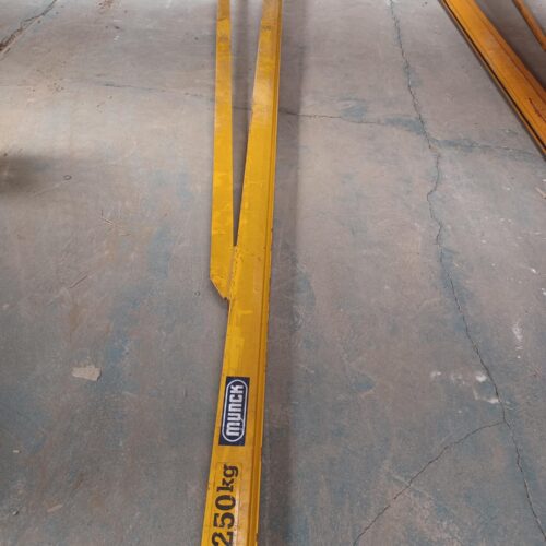 20250620_160102 væg sving kran 250 kg