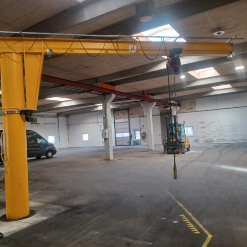 1 tons søjlesvingkran