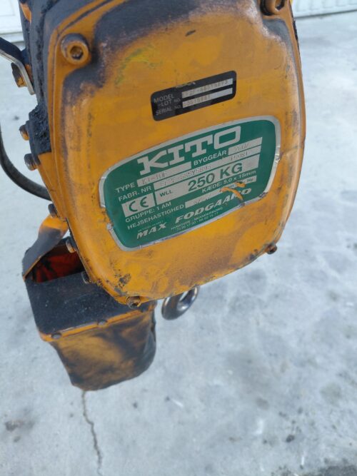 Svingkran 0,5T+0,25T AT-10008